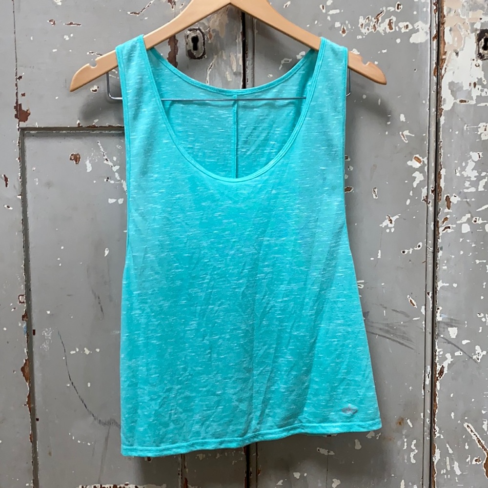 Alo yoga cropped tank bright aqua medium EUC